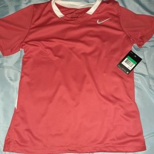 NWT Nike T Shirt